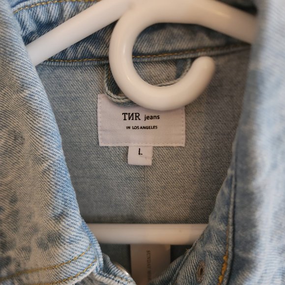NWT Light wash denim shacket - Picture 2 of 4